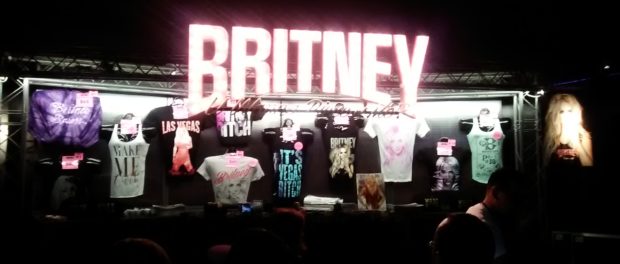 Britney Spears T Shirt Stand